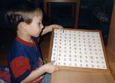 Janek lat 4 ułożył tablicę 1-100
